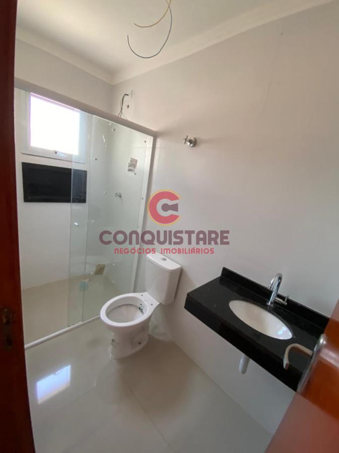 Sobrado à venda com 2 quartos, 60m² - Foto 2