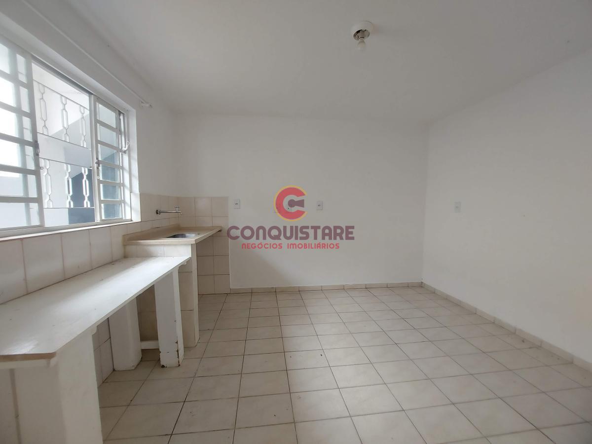 Casa à venda com 4 quartos, 200m² - Foto 21