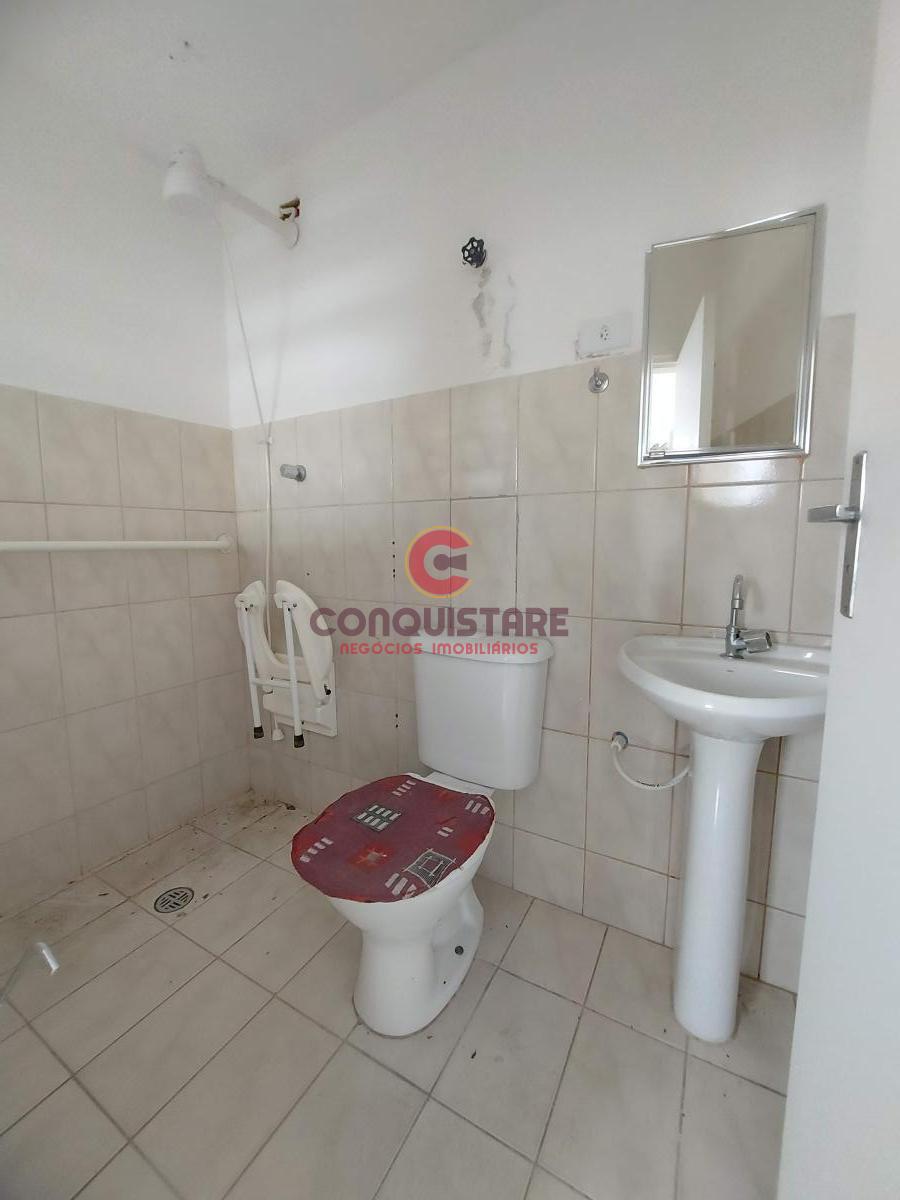 Casa à venda com 4 quartos, 200m² - Foto 22