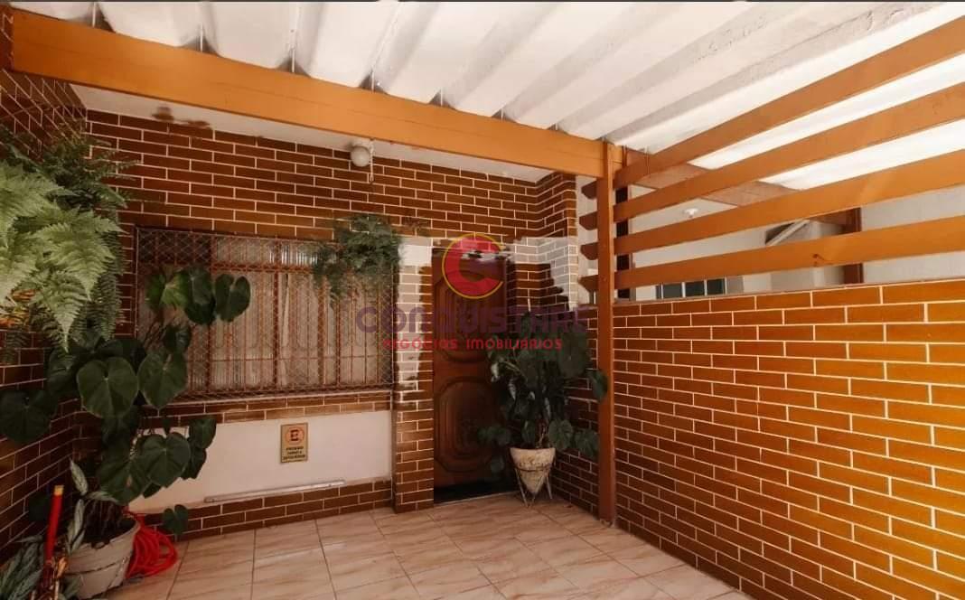 Sobrado à venda com 3 quartos, 160m² - Foto 2