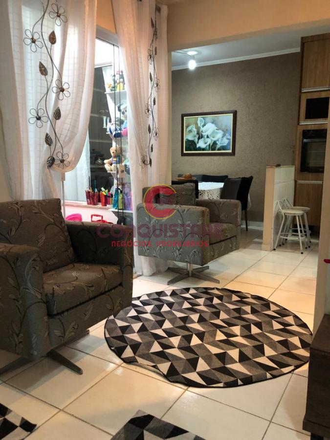 Sobrado à venda com 3 quartos, 190m² - Foto 2