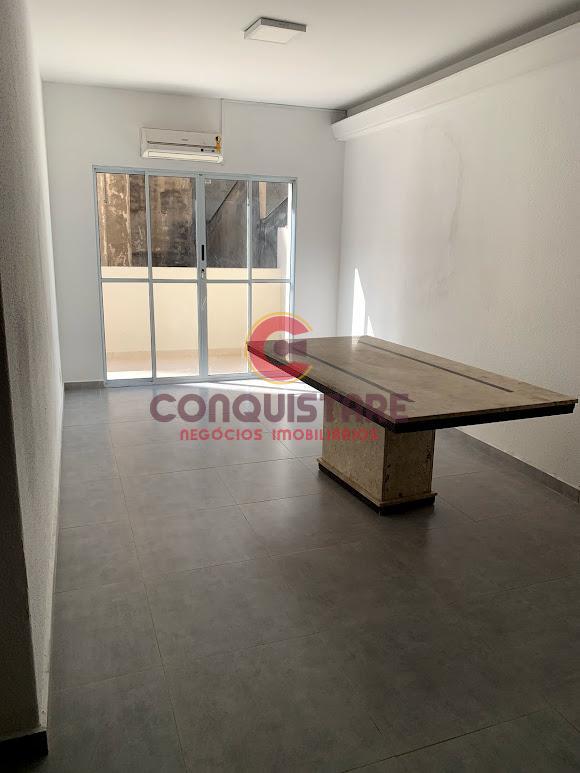 Apartamento à venda com 3 quartos, 132m² - Foto 1