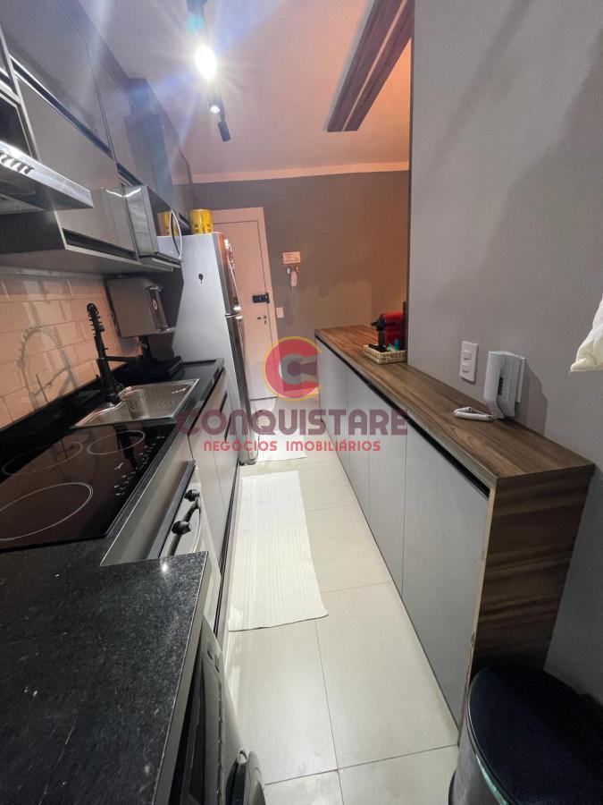 Apartamento à venda com 2 quartos, 42m² - Foto 3