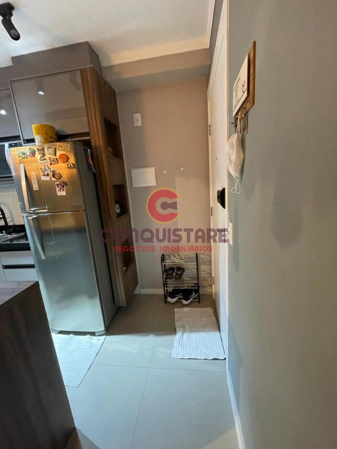 Apartamento à venda com 2 quartos, 42m² - Foto 13