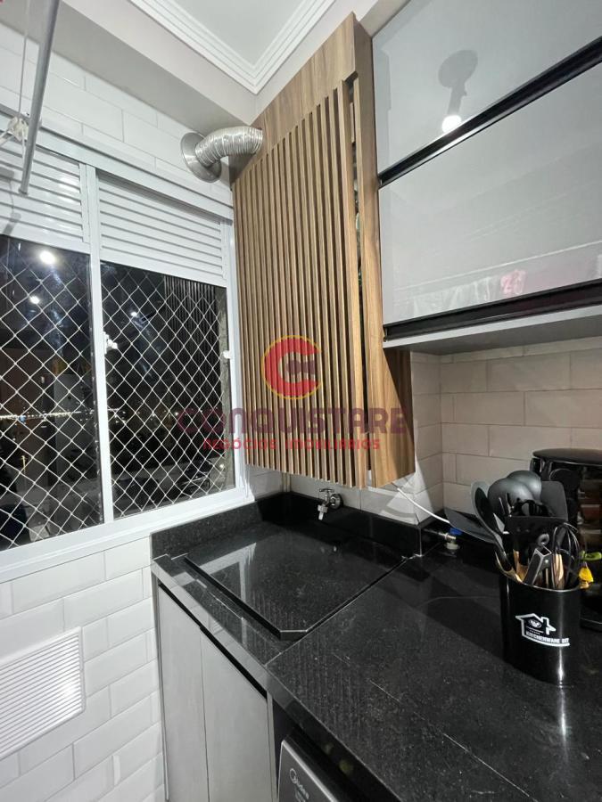 Apartamento à venda com 2 quartos, 42m² - Foto 9