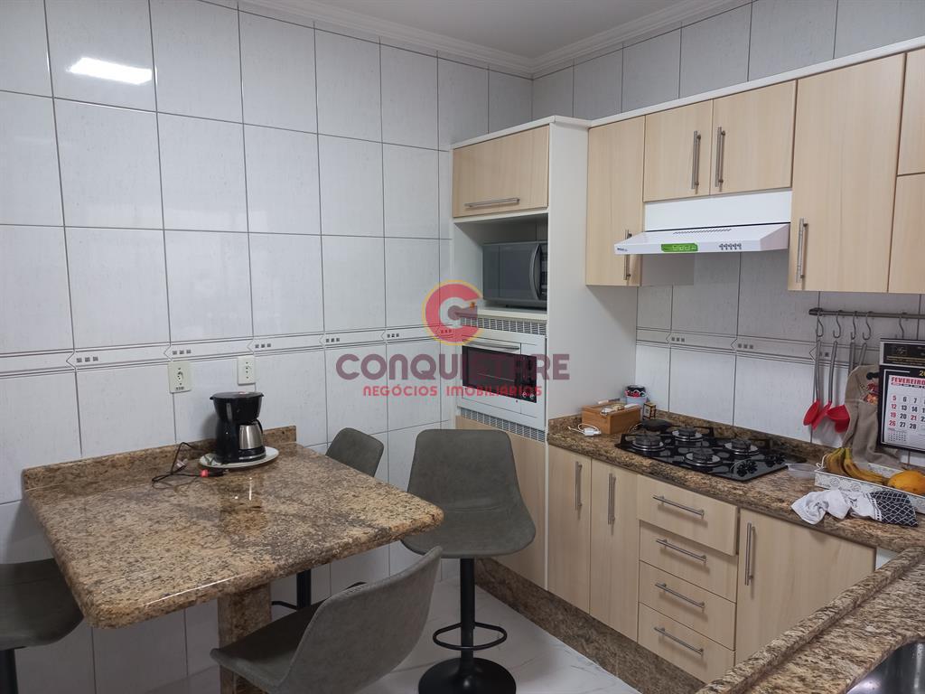 Sobrado à venda com 3 quartos, 200m² - Foto 9