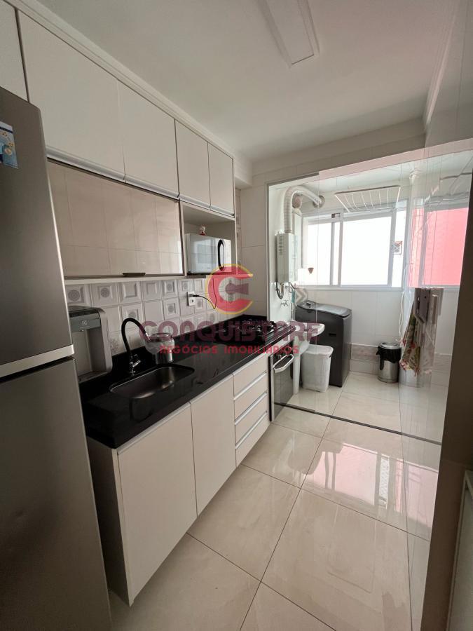 Apartamento à venda com 2 quartos, 51m² - Foto 4