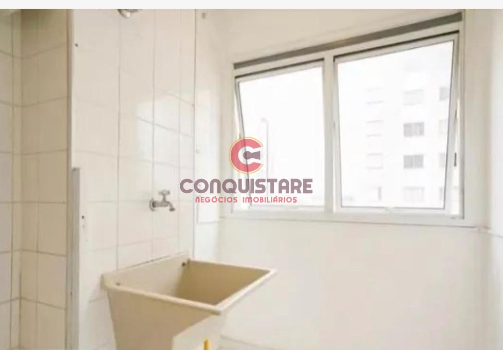 Apartamento à venda com 1 quarto, 33m² - Foto 2