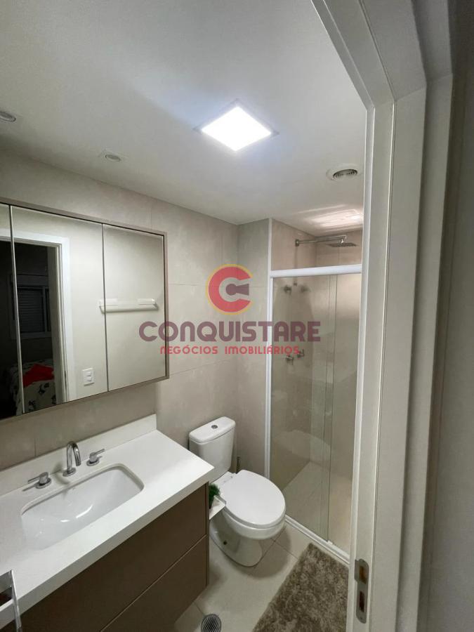 Apartamento à venda com 2 quartos, 62m² - Foto 3