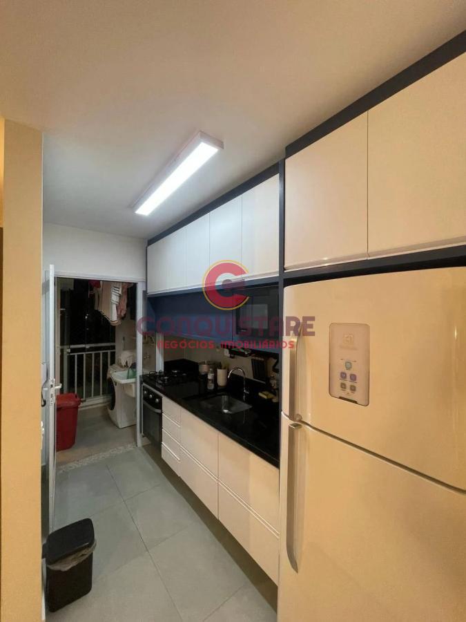 Apartamento à venda com 2 quartos, 62m² - Foto 13