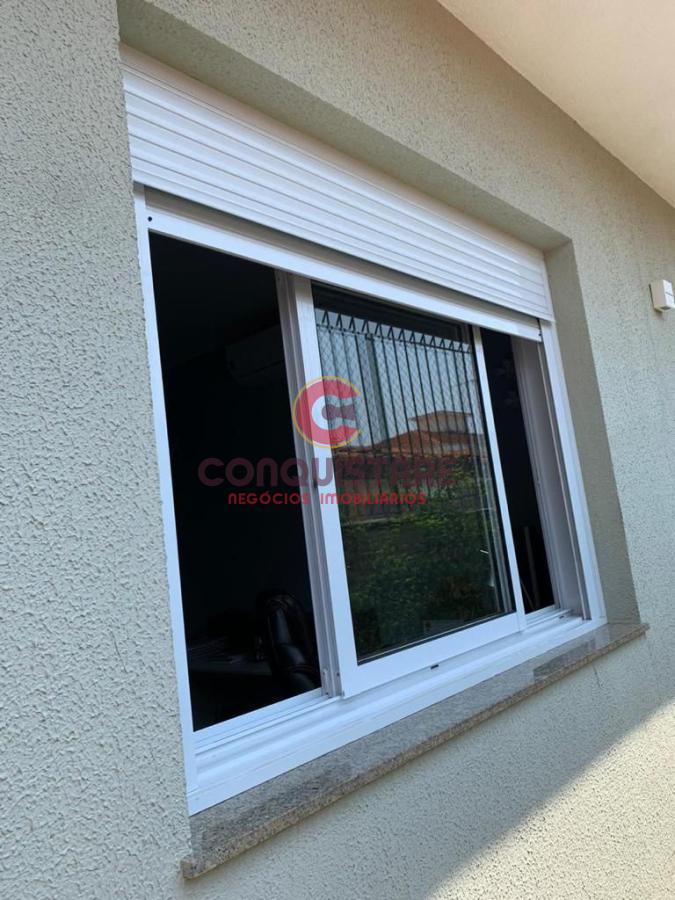 Casa à venda com 4 quartos, 320m² - Foto 24