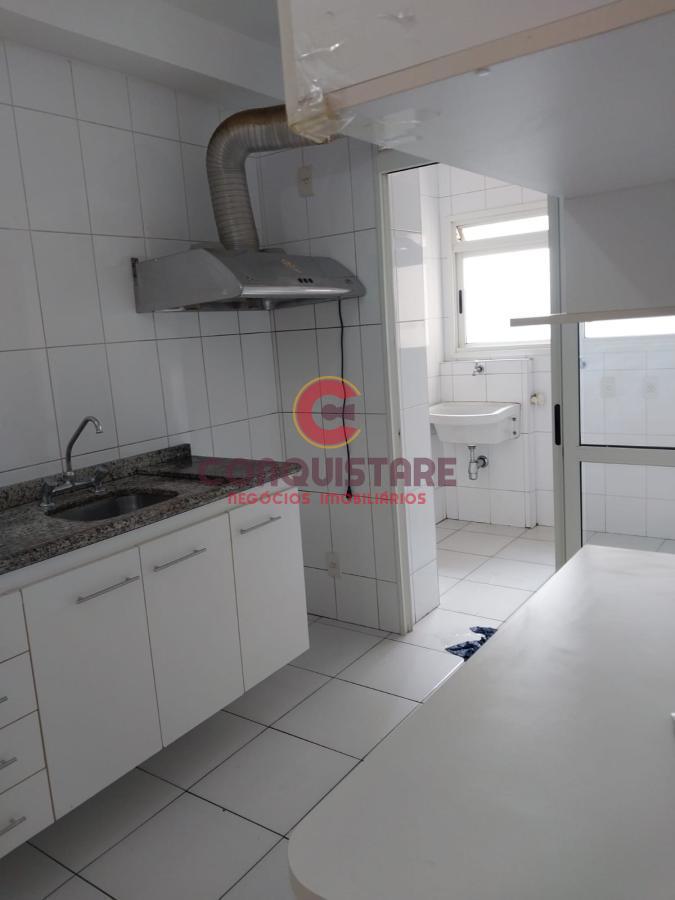 Apartamento para alugar com 2 quartos, 105m² - Foto 2