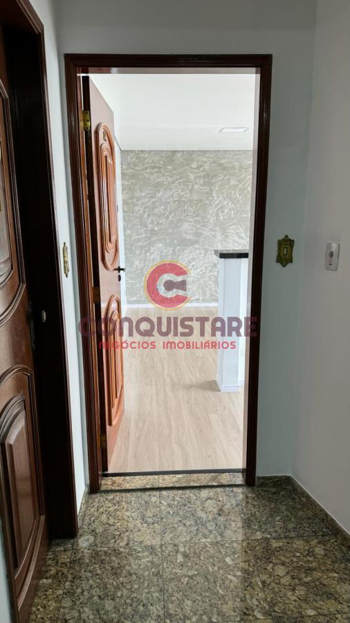 Apartamento à venda com 2 quartos, 56m² - Foto 3