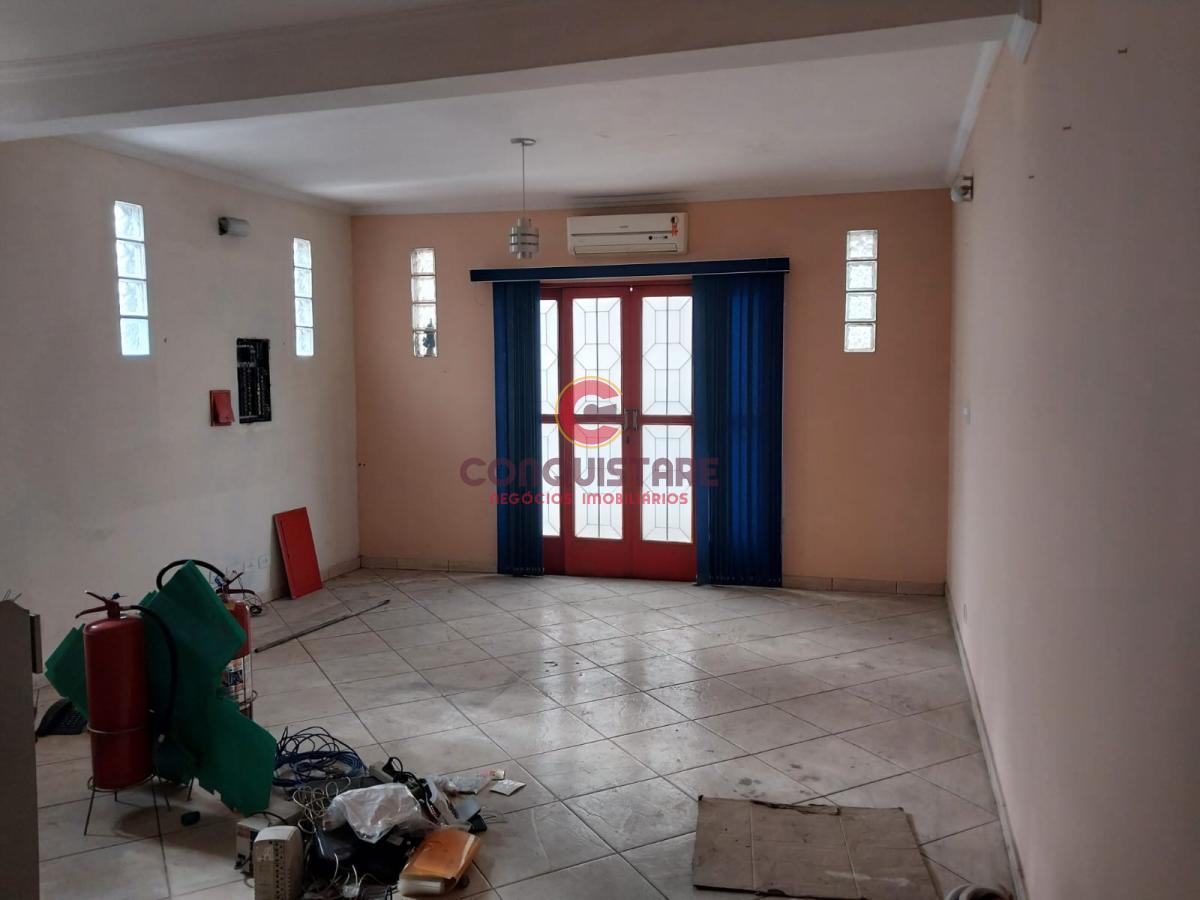 Apartamento para alugar com 2 quartos, 150m² - Foto 2