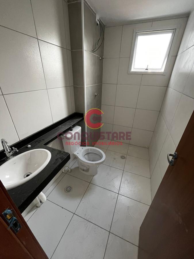 Casa à venda com 2 quartos, 43m² - Foto 1