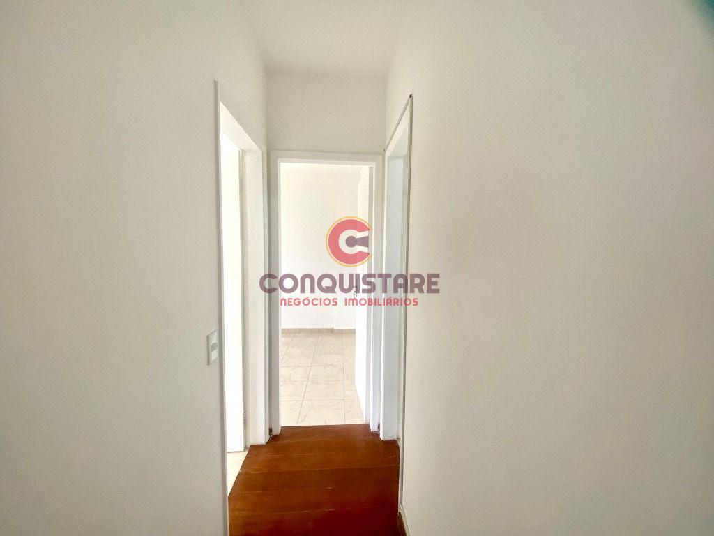 Apartamento para alugar com 2 quartos, 105m² - Foto 9