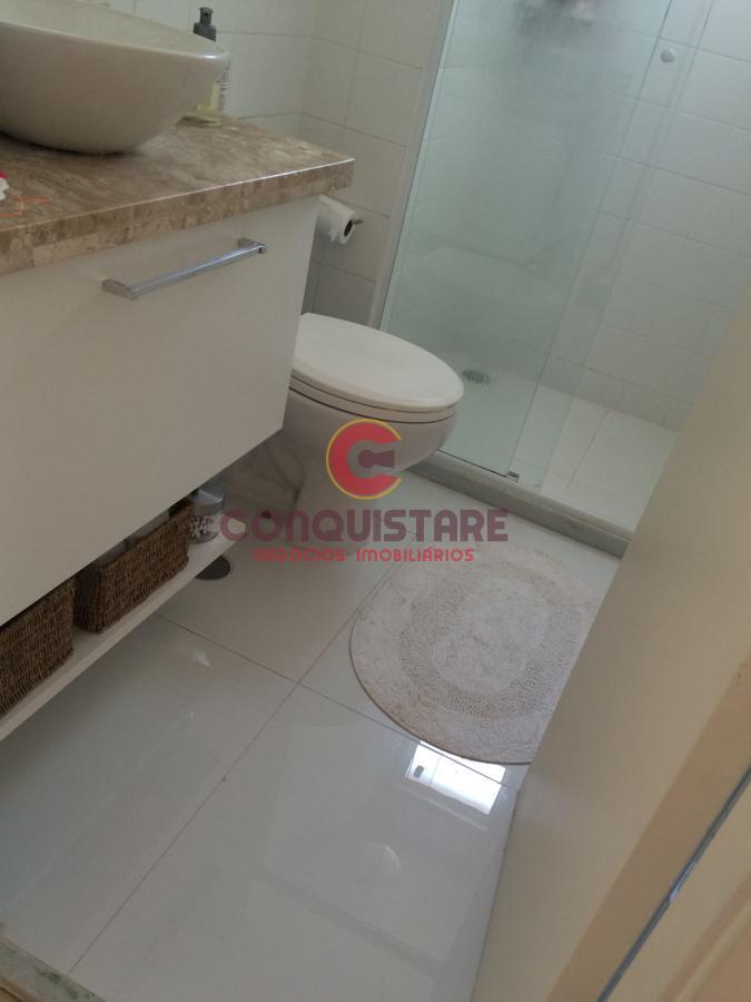 Sobrado à venda com 3 quartos, 192m² - Foto 1