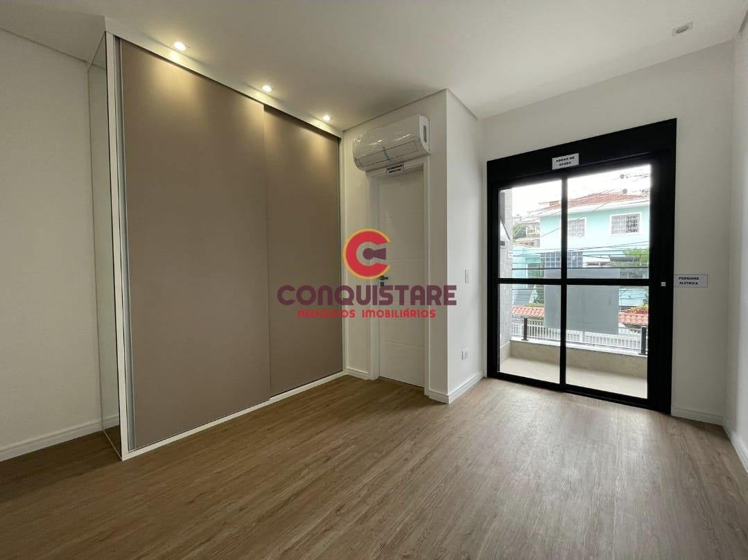 Casa à venda com 3 quartos, 160m² - Foto 2