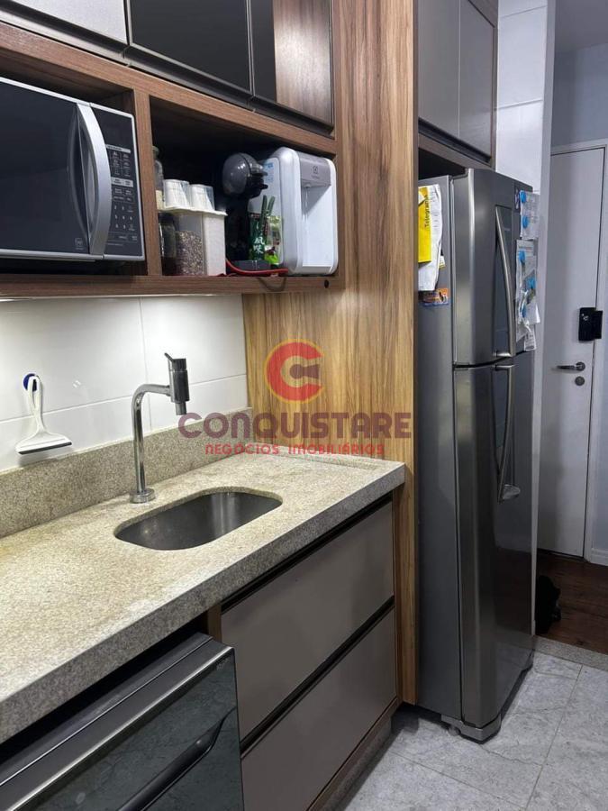 Apartamento à venda com 2 quartos, 76m² - Foto 4