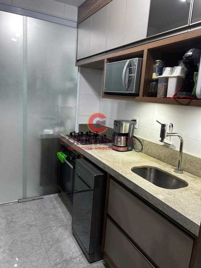 Apartamento à venda com 2 quartos, 76m² - Foto 10