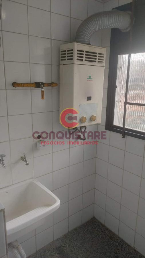 Apartamento para alugar com 3 quartos, 85m² - Foto 15