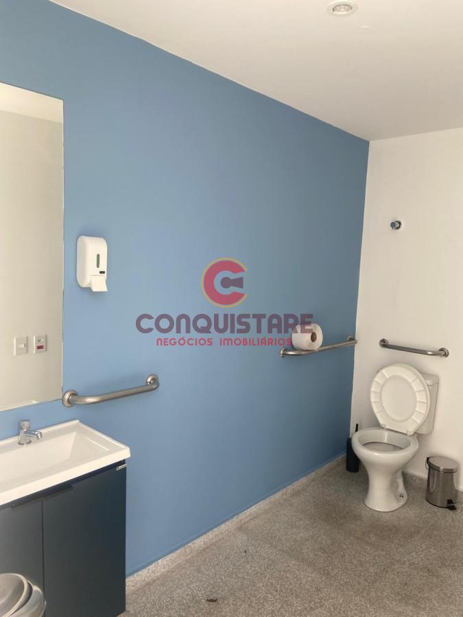 Apartamento para alugar com 3 quartos, 109m² - Foto 11