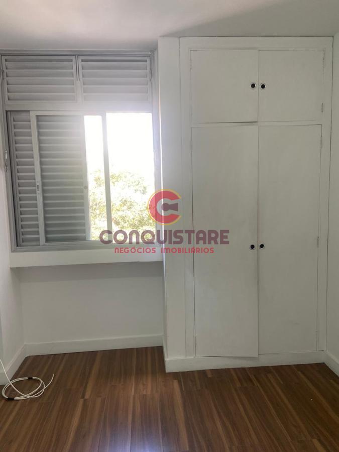 Apartamento para alugar com 3 quartos, 109m² - Foto 3