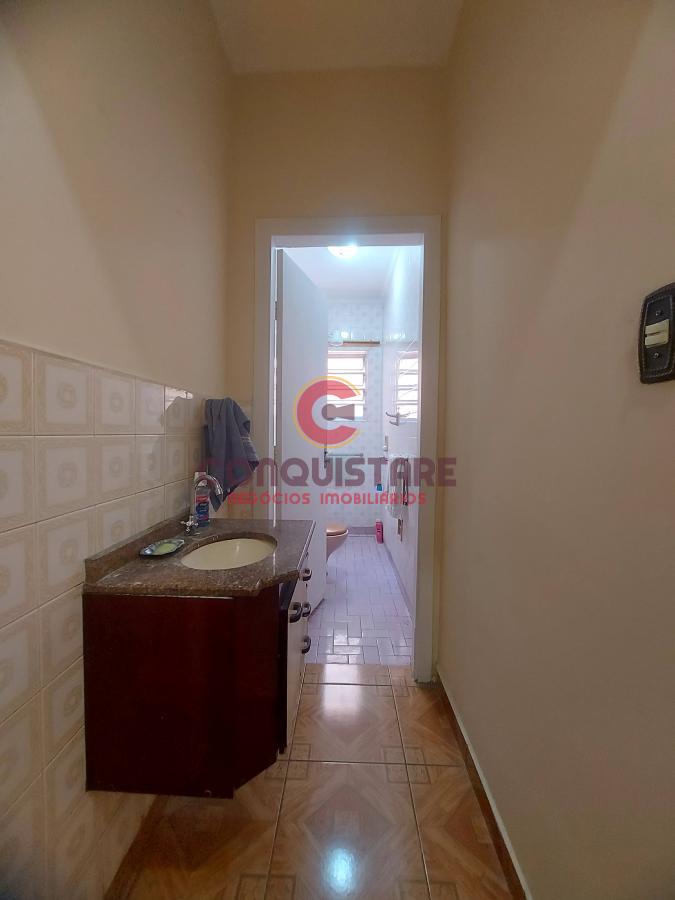 Sobrado à venda com 4 quartos, 200m² - Foto 4