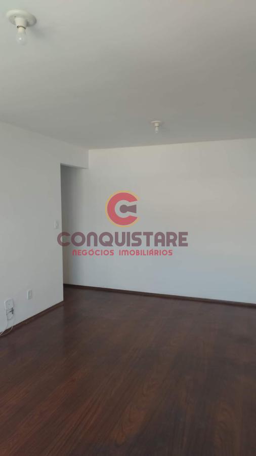 Apartamento para alugar com 2 quartos, 70m² - Foto 12