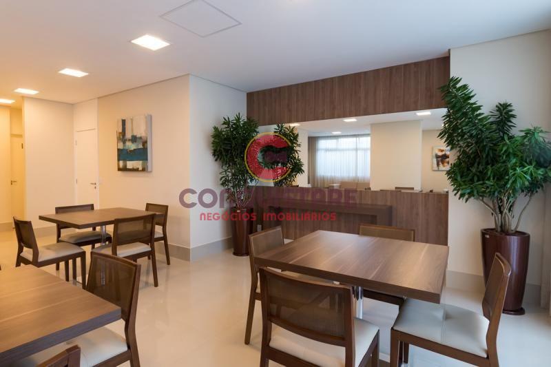 Apartamento à venda com 2 quartos, 63m² - Foto 2