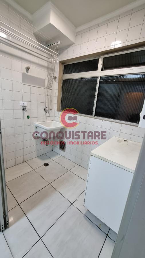 Apartamento à venda com 3 quartos, 117m² - Foto 4