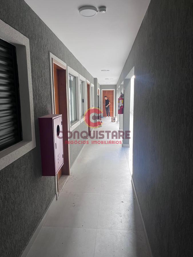 Apartamento à venda com 3 quartos, 47m² - Foto 4