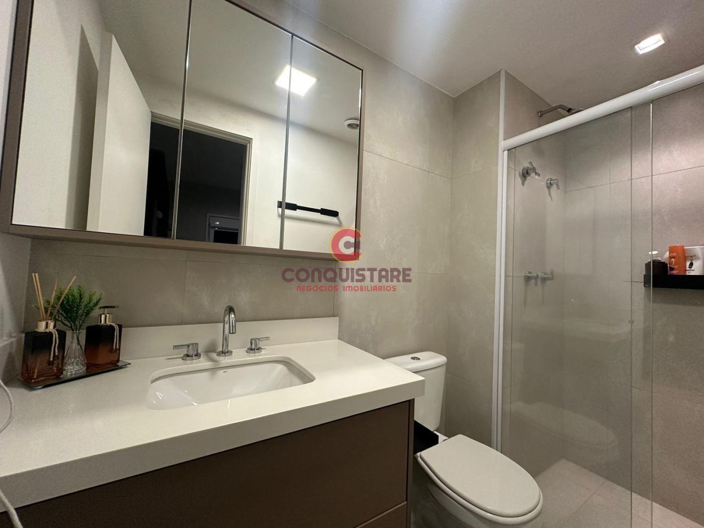 Apartamento à venda com 2 quartos, 62m² - Foto 2