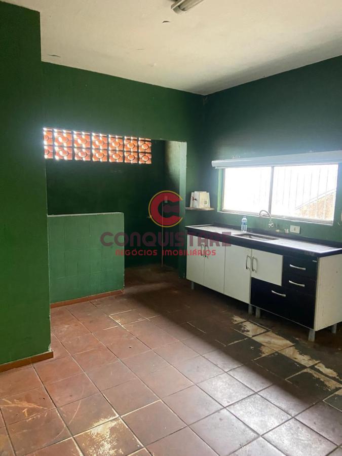 Casa à venda com 5 quartos, 290m² - Foto 4