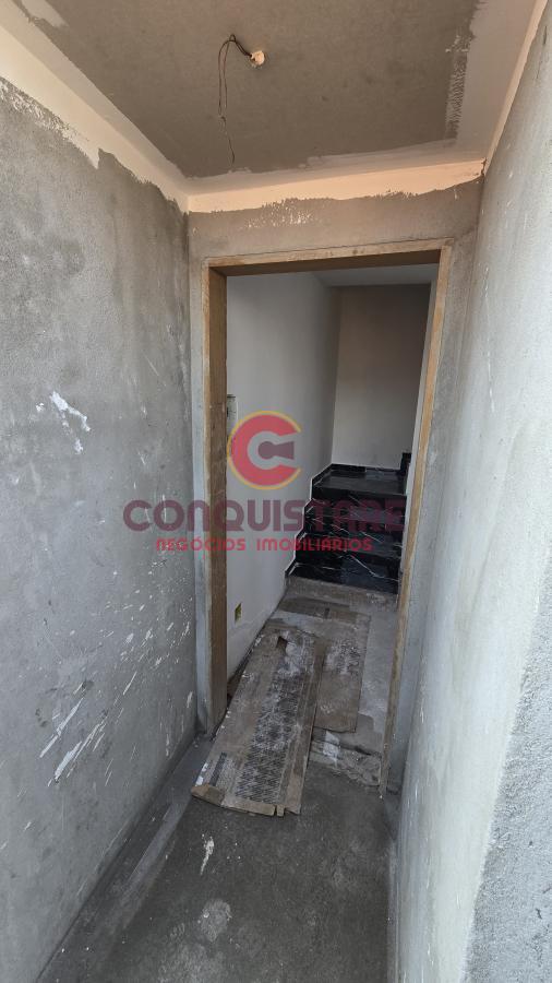 Sobrado à venda com 2 quartos, 130m² - Foto 3