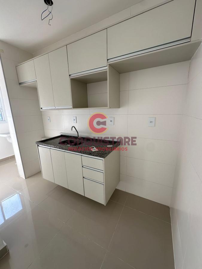 Apartamento à venda com 1 quarto, 41m² - Foto 2