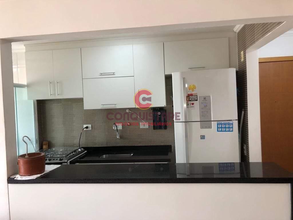 Apartamento à venda com 2 quartos, 60m² - Foto 2