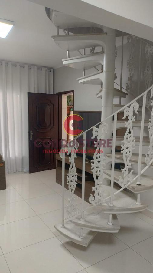 Sobrado à venda com 3 quartos, 140m² - Foto 2