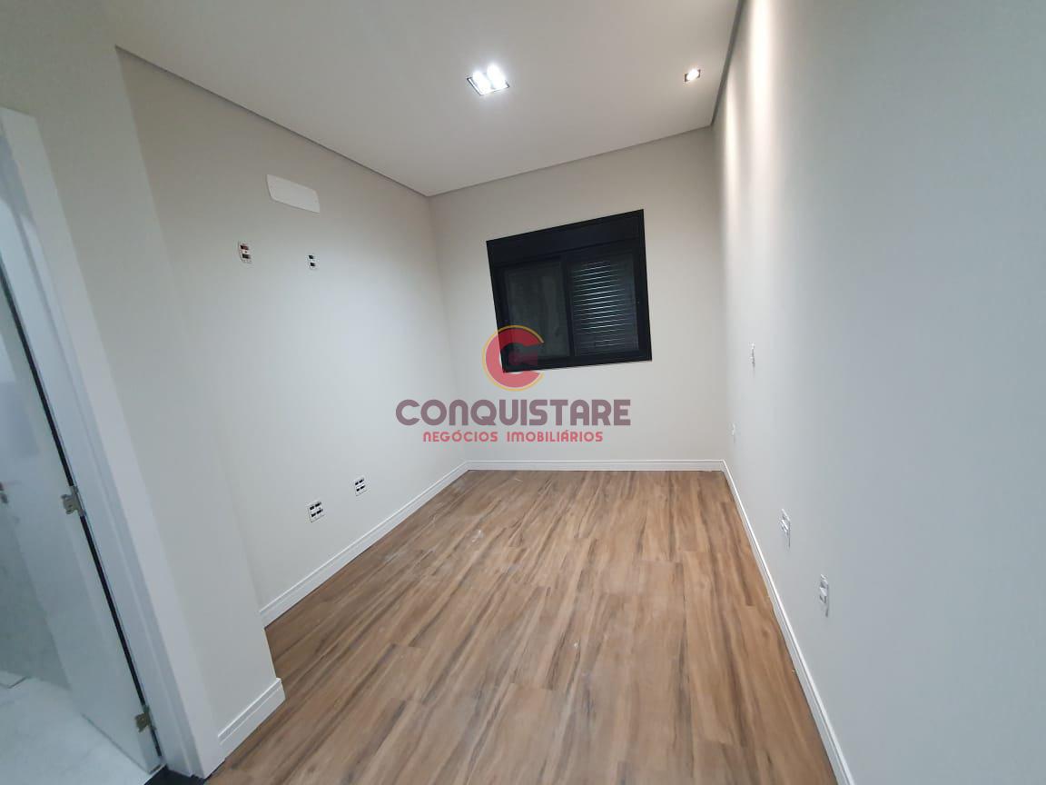 Casa à venda com 3 quartos, 273m² - Foto 5