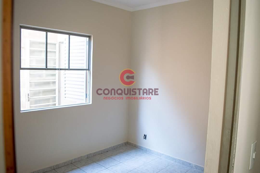 Casa à venda com 3 quartos, 266m² - Foto 11