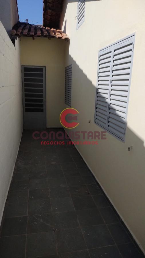 Casa à venda com 3 quartos, 266m² - Foto 19