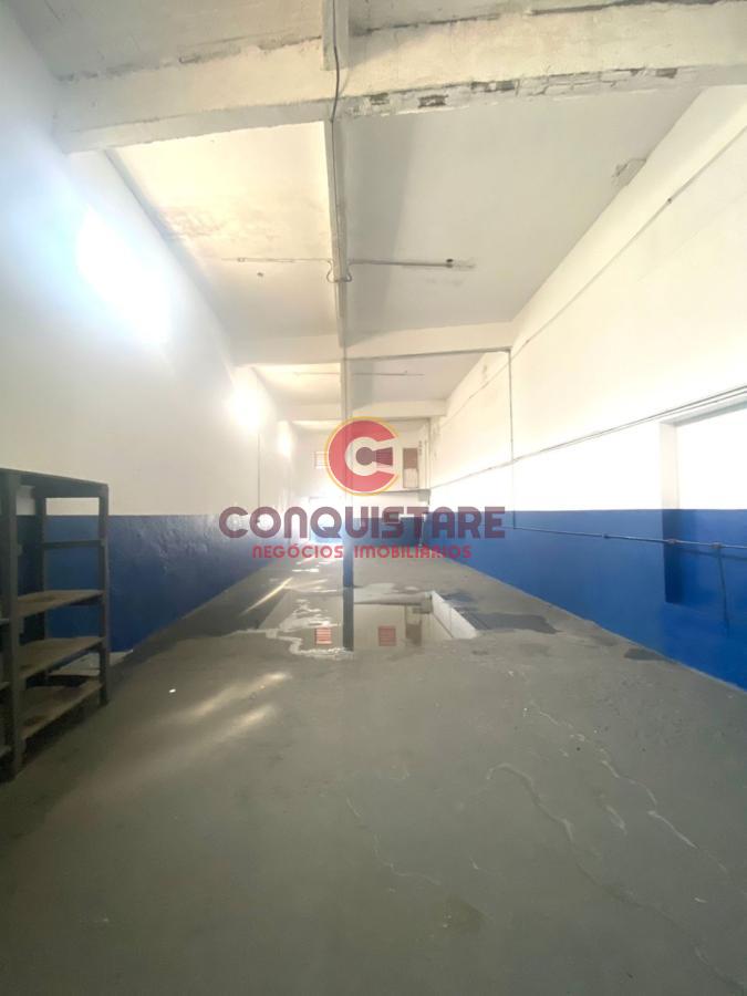 Sobrado à venda com 3 quartos, 350m² - Foto 8