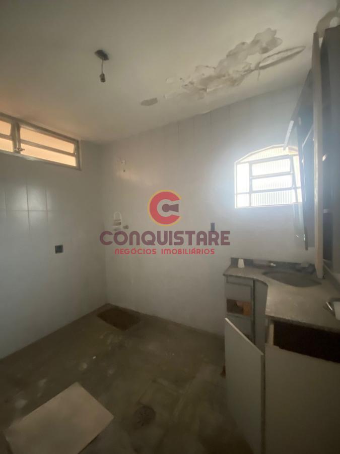 Sobrado à venda com 3 quartos, 350m² - Foto 30