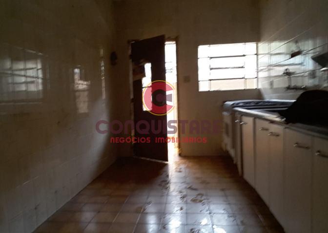 Casa à venda com 3 quartos, 198m² - Foto 4