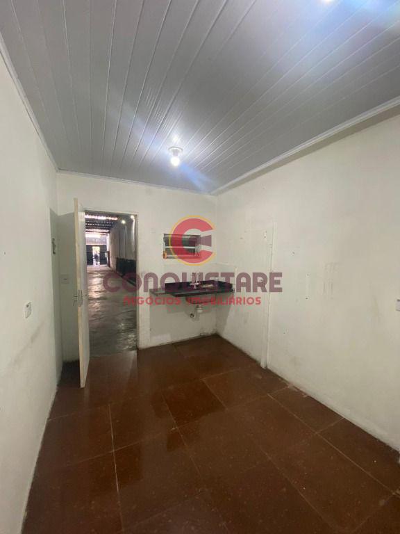 Casa à venda com 3 quartos, 198m² - Foto 6