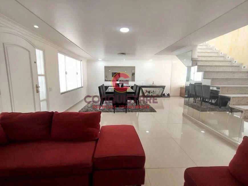 Sobrado à venda com 3 quartos, 120m² - Foto 3