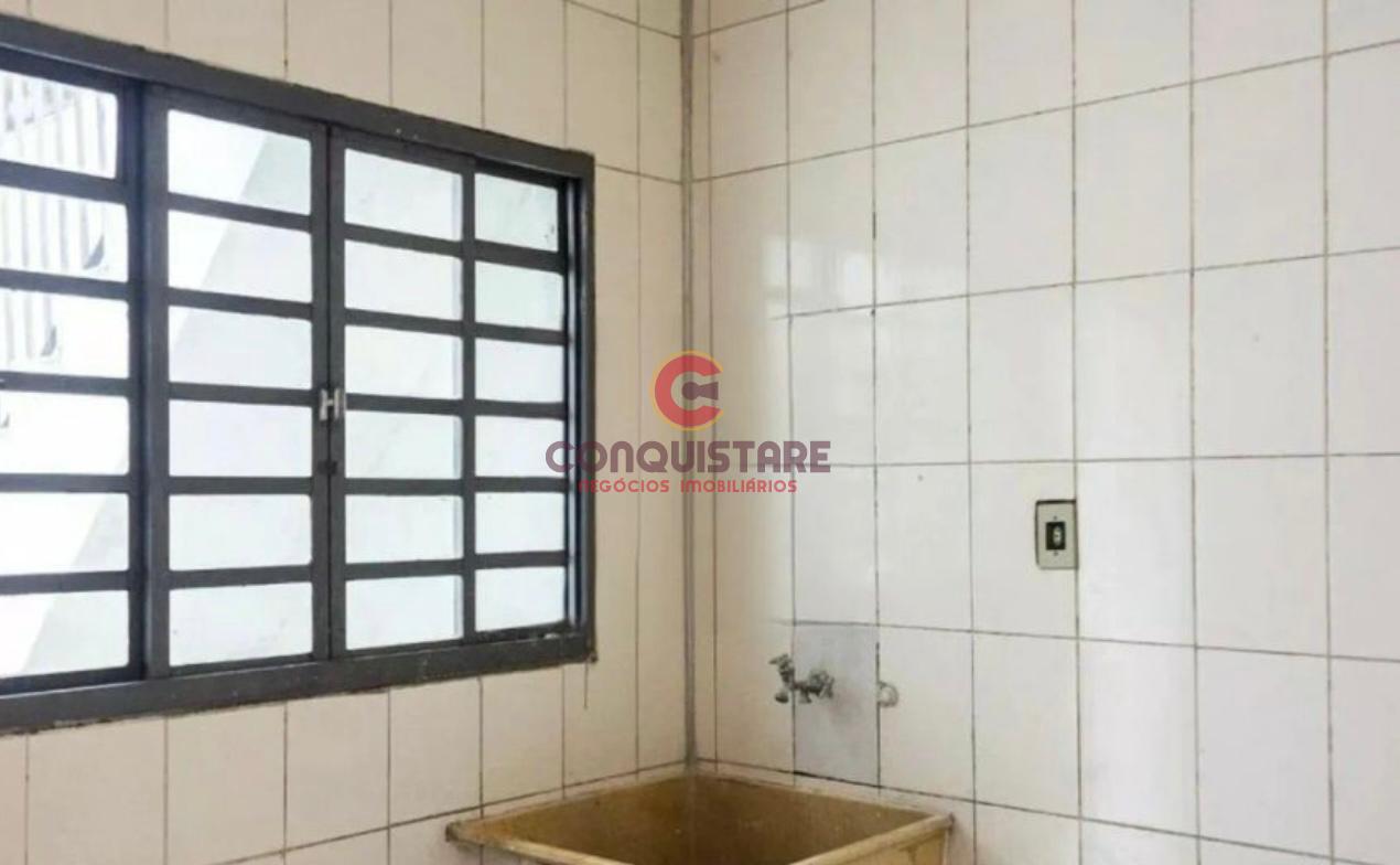 Casa à venda com 2 quartos, 120m² - Foto 18