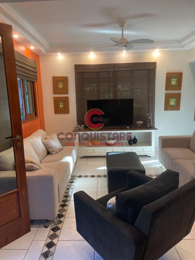 Casa à venda com 4 quartos, 360m² - Foto 2