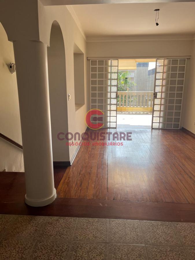 Sobrado para alugar com 5 quartos, 150m² - Foto 1