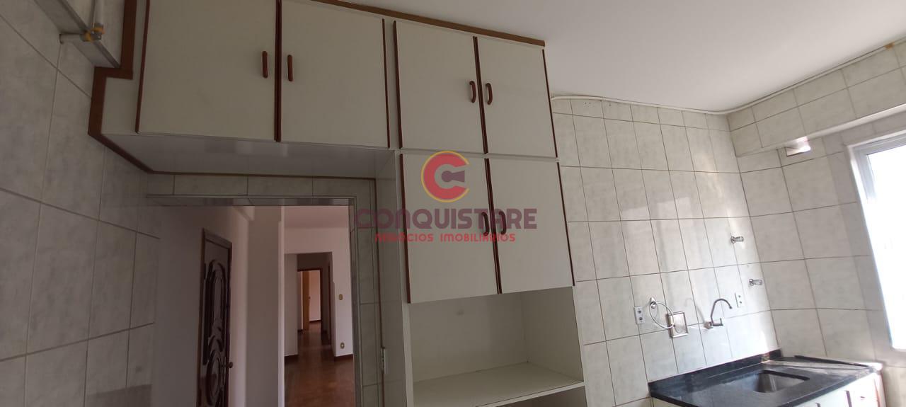 Apartamento para alugar com 2 quartos, 80m² - Foto 33